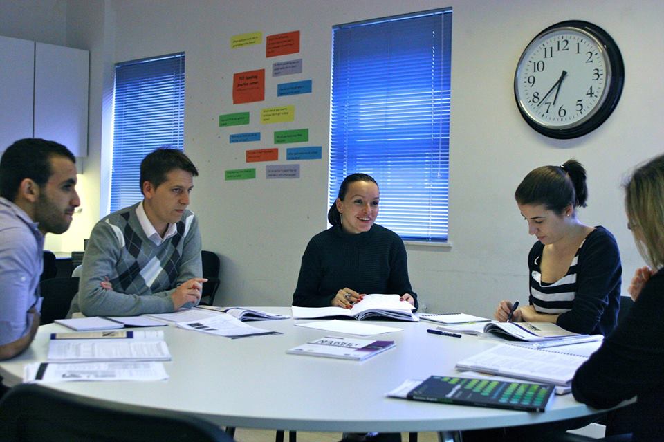 15590282_685379664955552_4887455970186454786_n-min